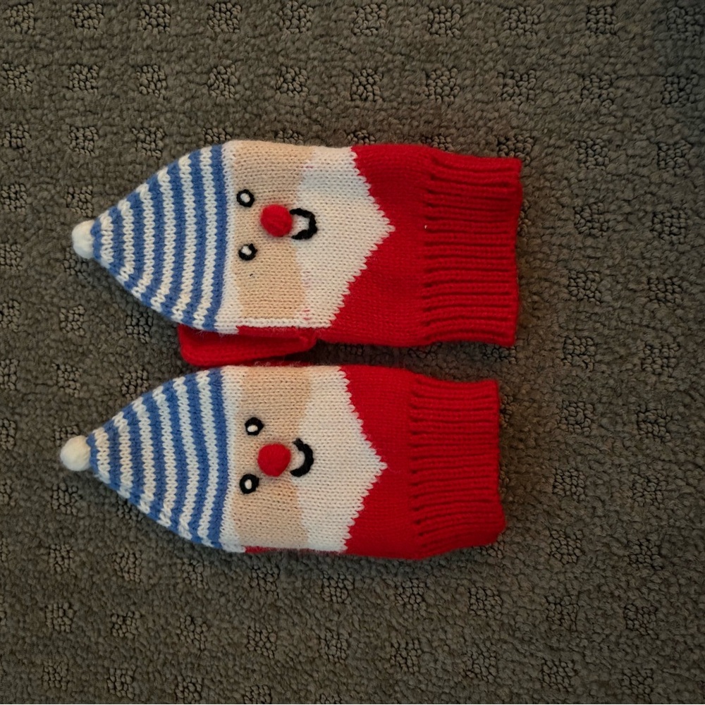 Gap Santa Mittens